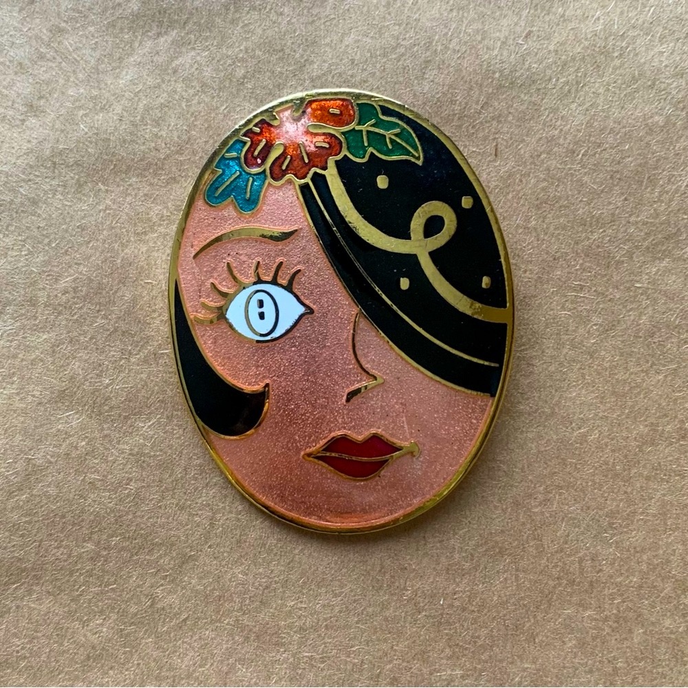 Vintage Face Enamel Brooch Pin